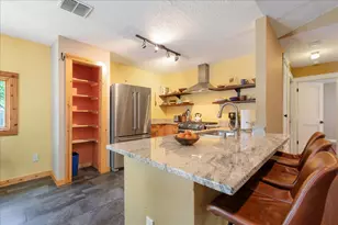 7300 Quicksilver Cir, Austin, TX 78744 - Photo 12