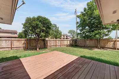 833 Ross Circle, Lockhart, TX 78644 - Photo 32