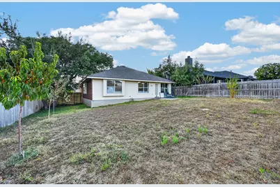 1006 Clear Lake Lane, Leander, TX 78641 - Photo 22