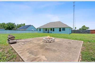 103 W Tomlinson Street, Florence, TX 76527 - Photo 38