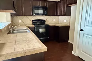 3000 Whisper Oaks Ln, Georgetown, TX 78628 - Photo 8