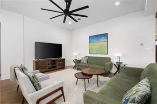 510 E 7th St, Georgetown, TX 78626 - Photo 22