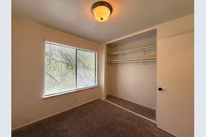900 W Village Lane, Austin, TX 78758 - Photo 8