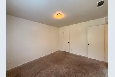 900 W Village Lane, Austin, TX 78758 - Photo 10