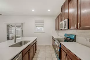 13616 Ulysses S Grant St, Manor, TX 78653 - Photo 10