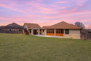 1135 Redleaf Dr, Nolanville, TX 76559 - Photo 32