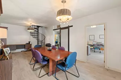 2117 E Cesar Chavez Street, Austin, TX 78702 - Photo 2