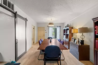 2117 E Cesar Chavez Street, Austin, TX 78702 - Photo 4