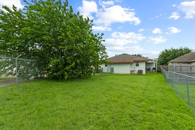 243-245 Marvin Cove, Hutto, TX 78634 - Photo 16