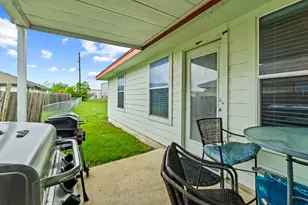 243/245 Marvin Cove, Hutto, TX 78634 - Photo 16