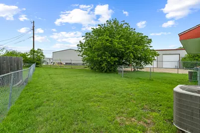 243-245 Marvin Cove, Hutto, TX 78634 - Photo 16