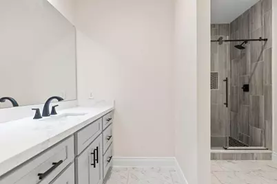 105 Haliimaile Lane, Bastrop, TX 78602 - Photo 22