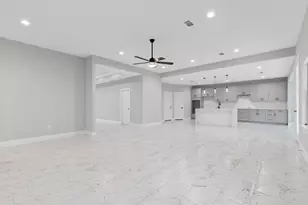 105 Haliimaile Ln, Bastrop, TX 78602 - Photo 4
