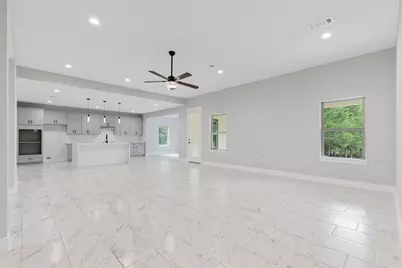 105 Haliimaile Lane, Bastrop, TX 78602 - Photo 6
