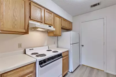 11900 Alpheus Avenue, Austin, TX 78759 - Photo 8