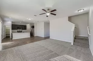 14013 Mark Christopher Wy, Manor, TX 78653 - Photo 6