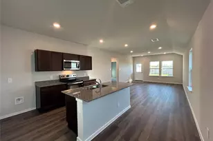 314 Randall Pl, Rockdale, TX 76567 - Photo 4