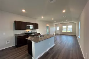 314 Randall Pl, Rockdale, TX 76567 - Photo 4