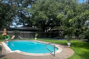 504 South Franklin, La Grange, TX 78945 - Photo 24