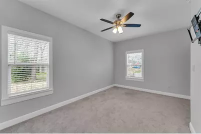 202 E 18th Street, Georgetown, TX 78626 - Photo 12