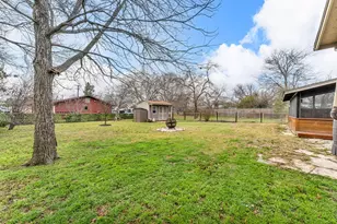 202 E 18th St, Georgetown, TX 78626 - Photo 18