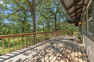 180 Ironstone Rd, Smithville, TX 78957 - Photo 2