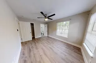 8700 Parkfield Dr, Austin, TX 78758 - Photo 20