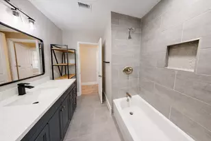 8700 Parkfield Dr, Austin, TX 78758 - Photo 4