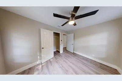 8700 Parkfield Drive, Austin, TX 78758 - Photo 18