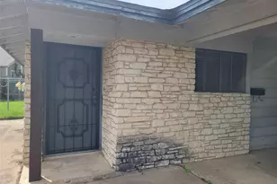 5806 Nassau Dr, Austin, TX 78723 - Photo 2