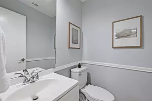 512 Eberhart Ln, Austin, TX 78745 - Photo 12