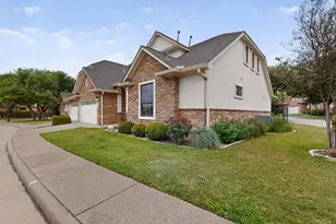 13933 Ashton Woods Cir, Austin, TX 78727 - Photo 2