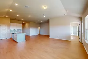 13701 Warnock Trl, Manor, TX 78653 - Photo 6