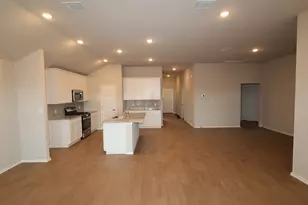 13701 Warnock Trl, Manor, TX 78653 - Photo 2