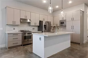 1708 E M. Franklin Ave, Austin, TX 78721 - Photo 4