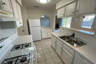 12013 Swallow Dr, Austin, TX 78750 - Photo 14