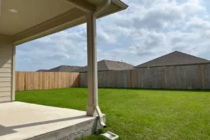 311 Darwin Pl, Lockhart, TX 78644 - Photo 30