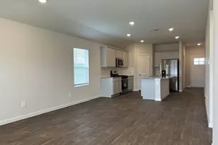 311 Darwin Pl, Lockhart, TX 78644 - Photo 8
