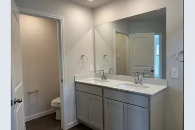 311 Darwin Place, Lockhart, TX 78644 - Photo 12