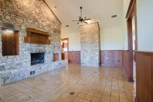4692 S E River Rd, Martindale, TX 78655 - Photo 8
