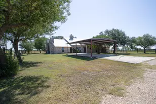 4692 S E River Rd, Martindale, TX 78655 - Photo 36