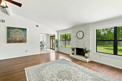 1702 E Messick Loop, Round Rock, TX 78681 - Photo 8