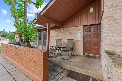 2400 Grace Street, Taylor, TX 76574 - Photo 2