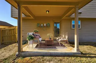 267 Voyager Cove, Kyle, TX 78640 - Photo 8