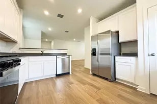 130 Golden Bell Wy, Buda, TX 78610 - Photo 6