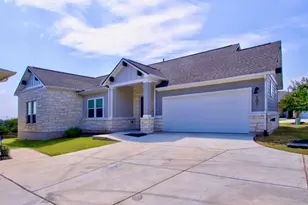 404 Eagle Dr, San Marcos, TX 78666 - Photo 1