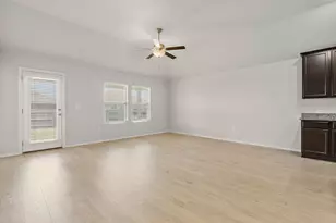 13612 Bullhorn Acacia Pass, Manor, TX 78653 - Photo 6