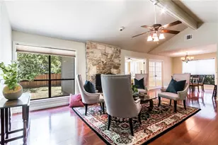 3407 Peregrine Falcon Dr, Austin, TX 78746 - Photo 4