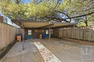 2416 S 5th St, Austin, TX 78704 - Photo 24