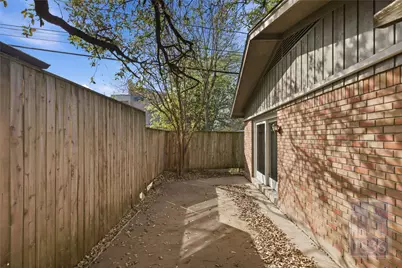 2416 S 5th Street #B, Austin, TX 78704 - Photo 20